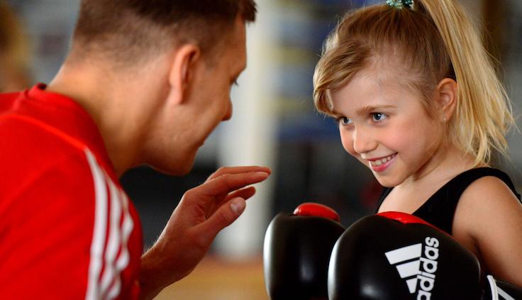 bambini kickboxen,Kampfsport für kleine Kinder